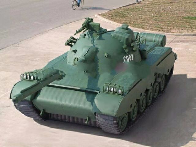 宣化军用充气坦克车